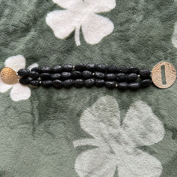 Silpada Black Lava Bead 3-Strand Bracelet with Hammered Button Toggle Clasp - Picture 4 of 4